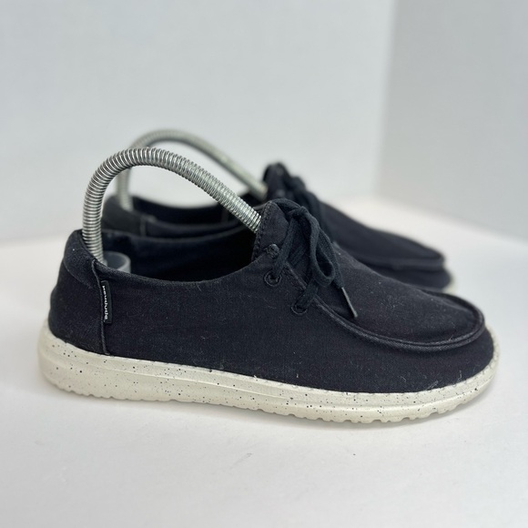 HEY DUDE WOMEN'S WENDY L BLACK Sz 7 WOMEN’S SHOES Comfort Loafers XLNT CLEAN - Picture 2 of 15